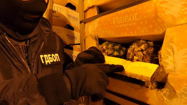 ГДБОП удари колумбийски кокаин за близо 20 млн. евро (ВИДЕО+СНИМКИ)