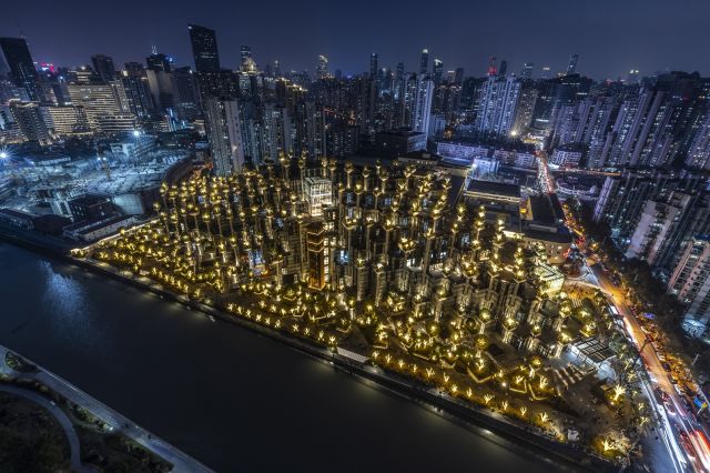  8-о знамение на света се появи в Шанхай (СНИМКИ) 