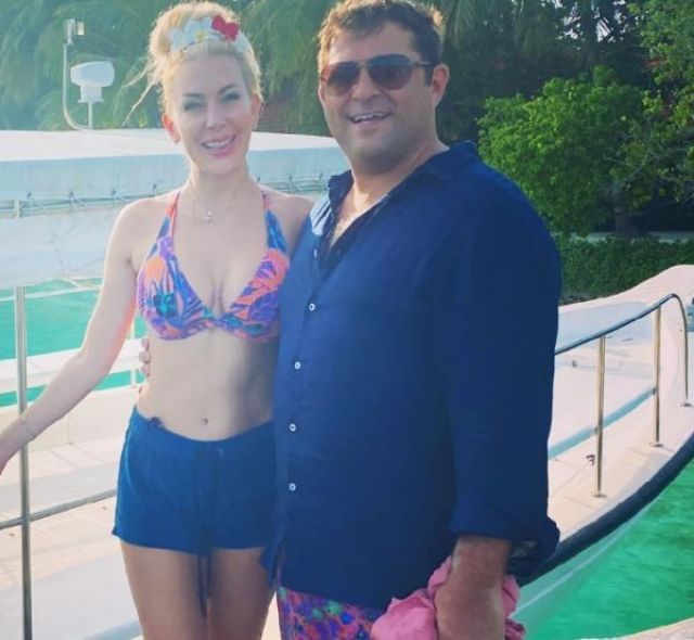 Не стопират да плюят по Антония Петрова | ФАКТИ.БГ Не стопират да плюят по Антония Петрова