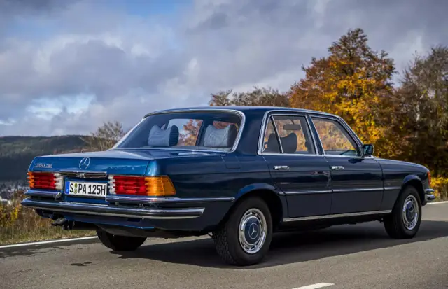 Култовият Mercedes, с който марката спечели първата си награда „Автомобил на годината“