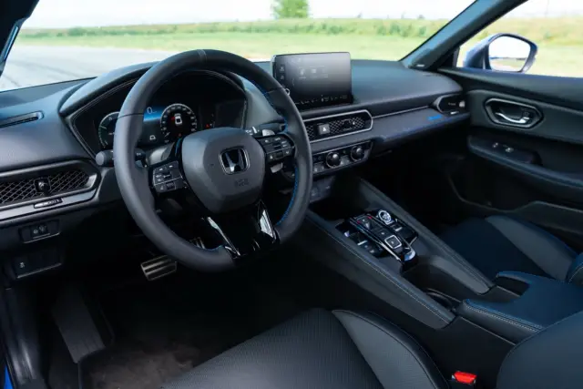 Първи тест и БГ цени на новата Honda Prelude