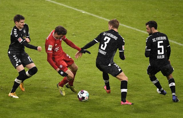  Байерн Мюнхен завоюва мъчно против Фрайбург 