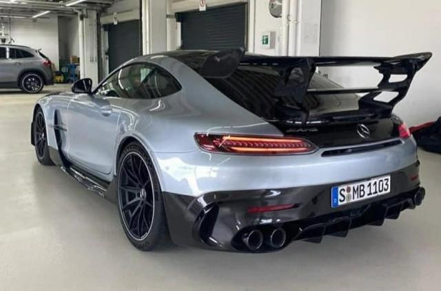  Ето го най-екстремния Mercedes-AMG GT R Black Series 