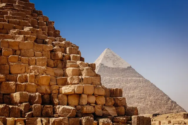 Нова теория: Пирамидите в Египет са много по-стари, отколкото смятаме. Но кой ги е построил?