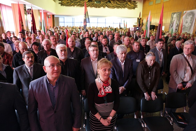 Каракачанов е преизбран за председател на ВМРО