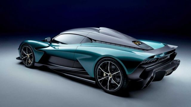  Новият хиперавтомобил Aston Martin Valhalla впечатли с продуктивност и цена 