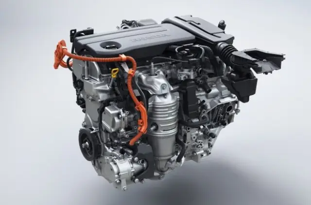 Honda Civic Hybrid спечели наградата за най-добър двигател