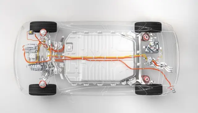 Shell създаде специфична охладителна течност, която обезпечава по-бързо зареждане на електромобили