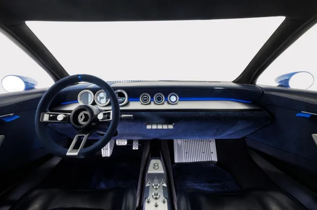 От Булгаррено до електрическото бъдеще или какво представлява новото Renault 8 Gordini