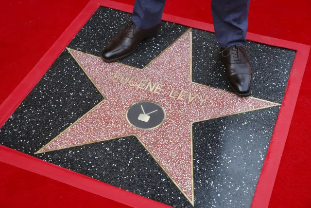 25 г. след "Американски пай" актьорът Юджин Леви получи звезда на холивудската Алея на славата