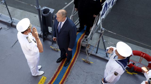 Президентът наблюдава военноморското учение с международно участие "Бриз 2020" (СНИМКИ)