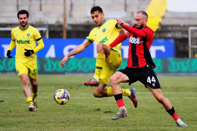Лудогорец си взе своето с обрат в "Надежда"