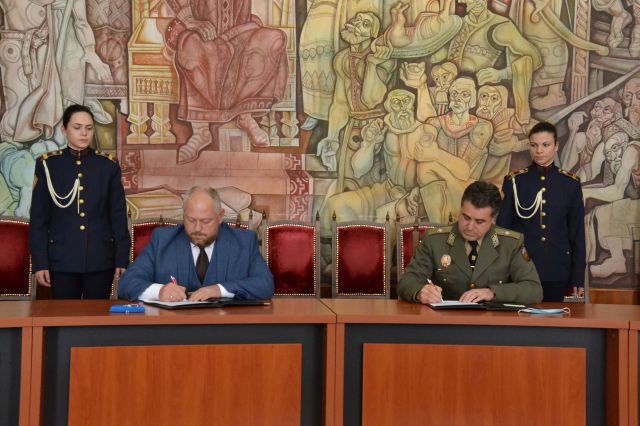 Националният военен университет и Национална компания „Железопътна инфраструктура“ подписаха договор за сътрудничество