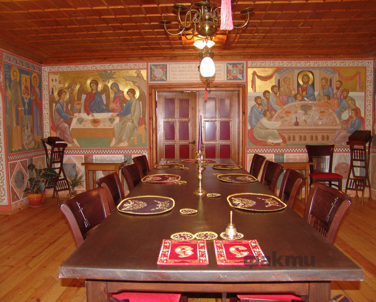 На гости в Троянския манастир (СНИМКИ)