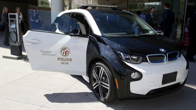  Полицията в Лос Анджелис разпродава електрическите си BMW-та 