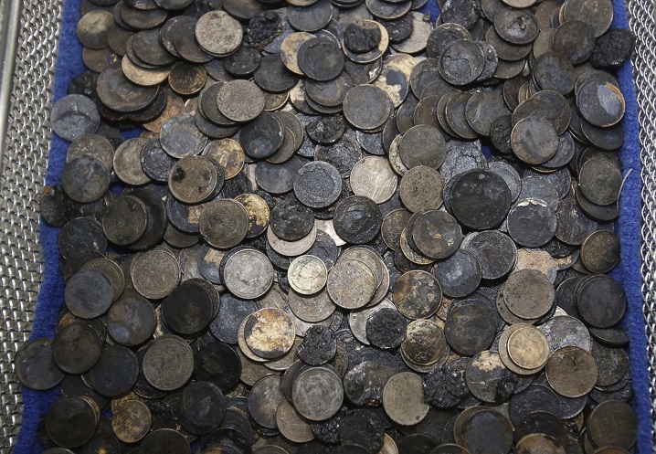Костенурката погълнала 1000 монети (СНИМКИ + ВИДЕО)