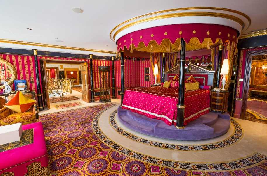 Любопитни факти за най-луксозния хотел в света (СНИМКИ)