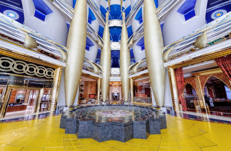 Любопитни факти за най-луксозния хотел в света (СНИМКИ)