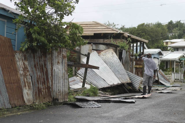 Ураганът „Ирма“ опустоши карибски остров