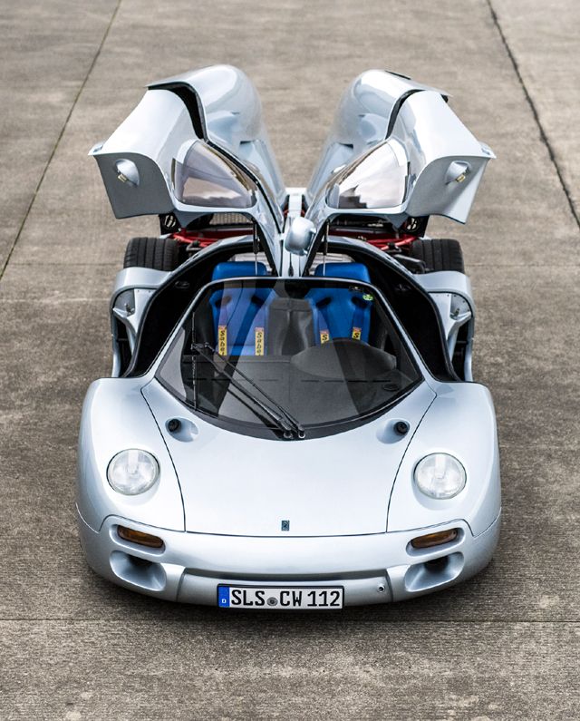  Единствената Isdera Commendatore 112i ще бъде препоръчана на търг 