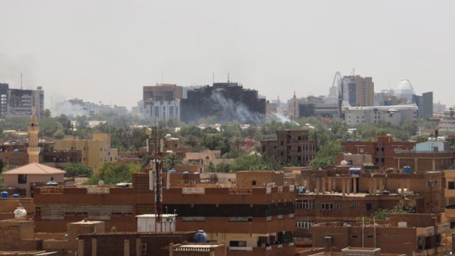Ескалация! Боевете в Судан продължават с пълна сила (ВИДЕО)