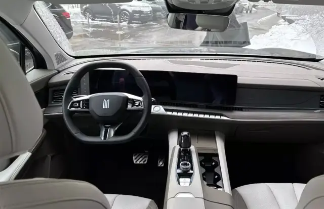 На ход е най-големият Москвич