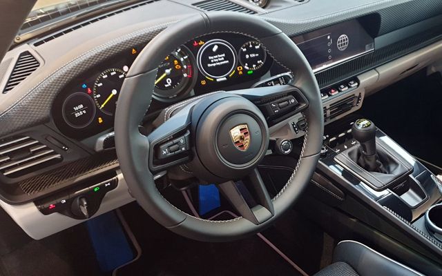 Уникално Porsche за 535 000 лева "кацна" в София