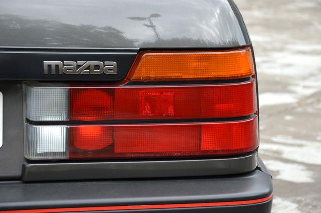 Продава се чисто нова Mazda 626 на 184 км