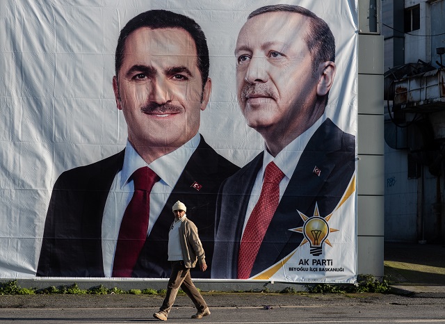 Ердоган: Не успяха с валутния курс, а сега ни атакуват с чушки и картофи