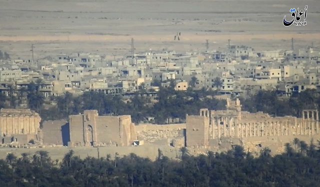 Ислямска държава си върна Палмира (Снимки)