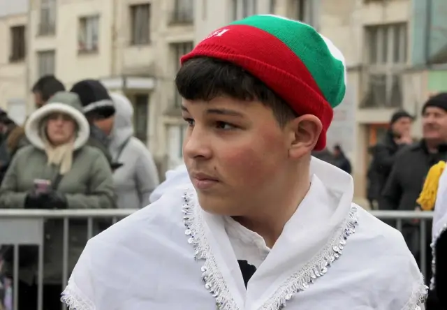 Най-добрите групи на Сурва 2026 ще дефилират днес (СНИМКИ)