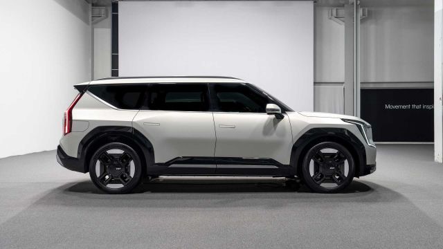 Започнаха доставките на най-голямата Kia