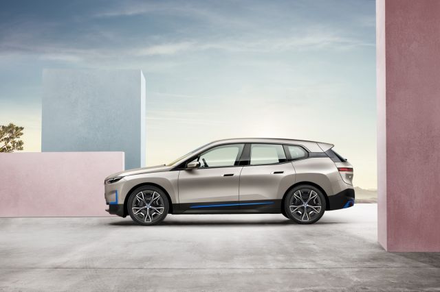 BMW продаде един милион електрифицирани коли