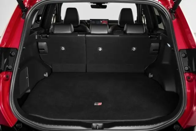 Най-мощната Toyota RAV4 навлиза на европейския пазар, но с доста "солена" цена