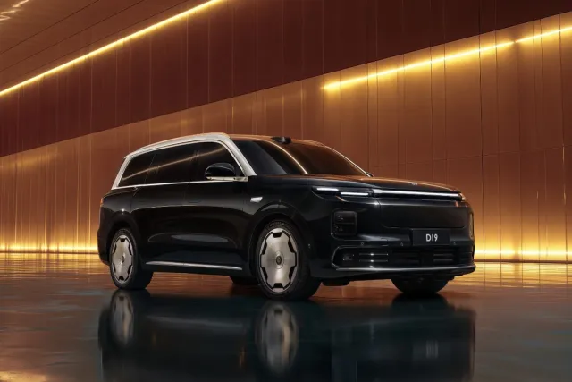 Leapmotor вади тежката артилерия - огромния премиум кросоувър D19 | ФАКТИ.БГ Leapmotor вади тежката артилерия - огромния премиум кросоувър D19