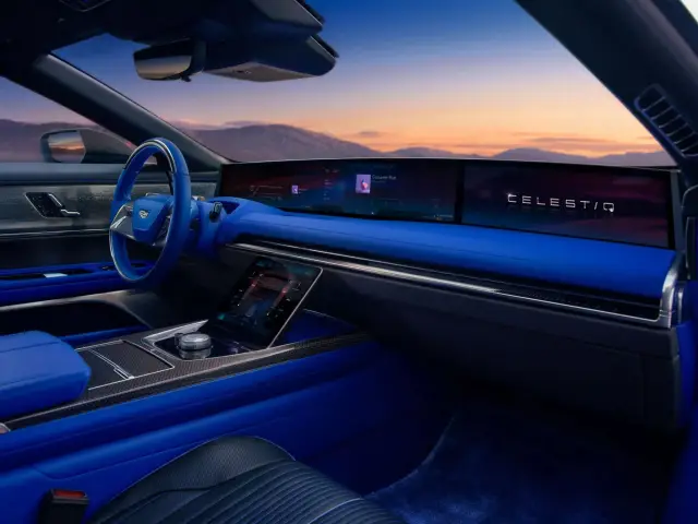 Cadillac предизвиква Rolls-Royce | интерФакти.БГ Cadillac предизвиква Rolls-Royce