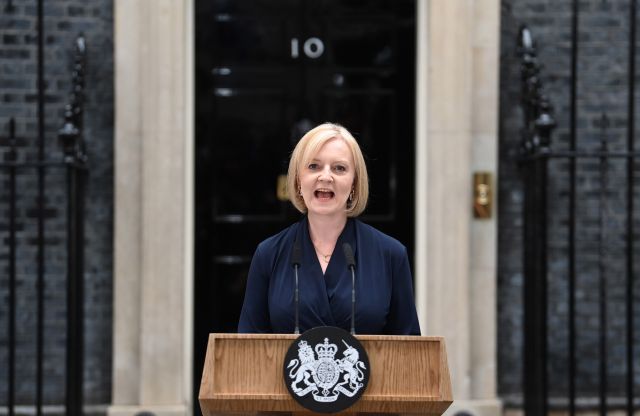 Мария Захарова : Премиерството на Лиз Тръс ще бъде запомнено с катастрофалната неграмотност