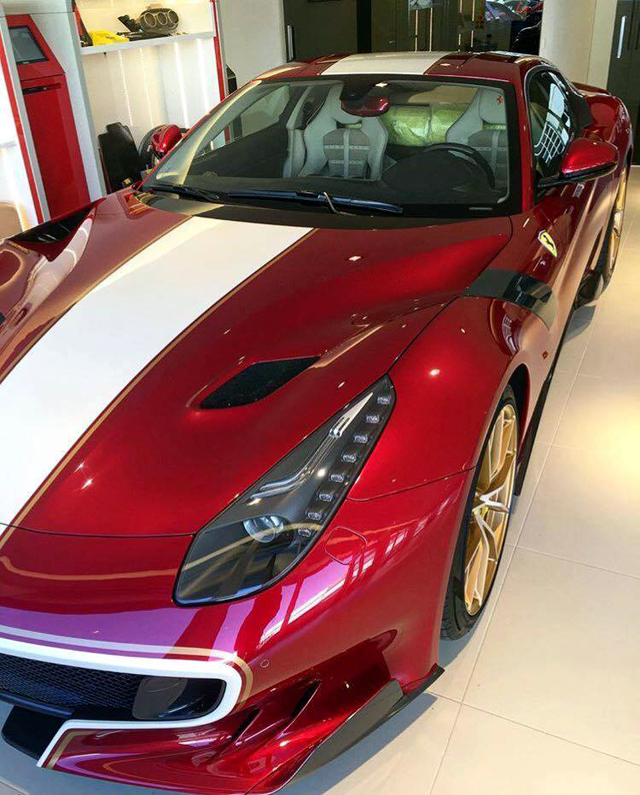 Пагани купи и Ferrari