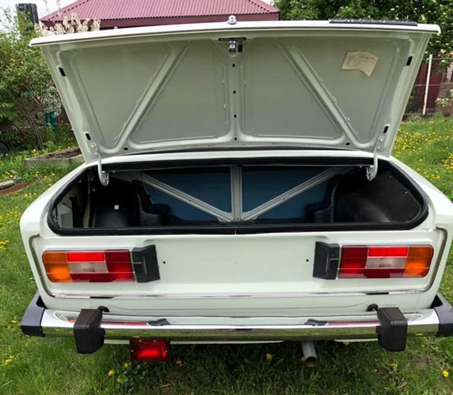  Продава се Lada шестица на 46 километра 