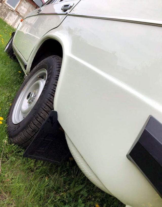  Продава се Lada шестица на 46 километра 