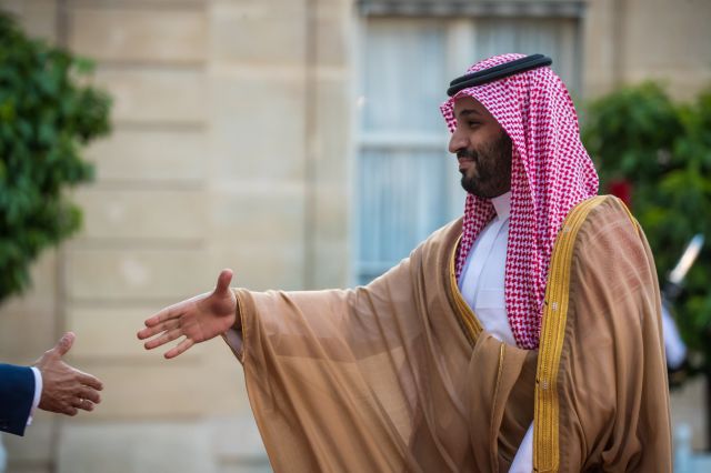 Саудитският престолонаследник благодари на Макрон за 