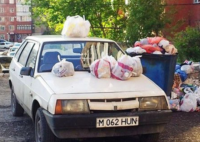 Какво се случва с неправилно паркираните коли в Русия