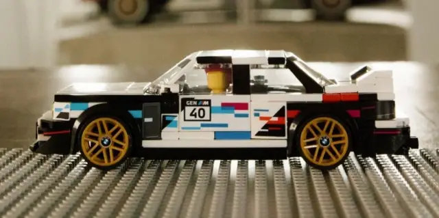 BMW E30 от... LEGO