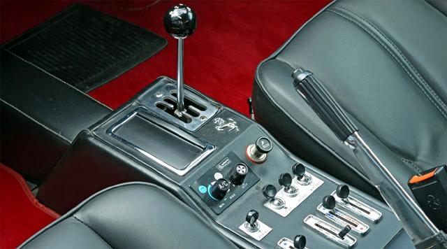  Джеймс Мей продава рядкото си Ferrari 308 GTB 