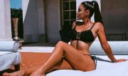 Бивша колоездачка се снима чисто гола