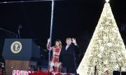Тръмп и Мелания запалиха светлините на коледната елха