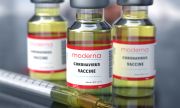 Moderna призна: Ваксините не са толкова ефективни срещу Омикрон
