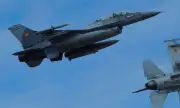 Първите ни два изтребителя F-16 кацат в България до месец април 2025 година