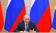 Русия мисли за постоянен имунитет за президентите