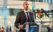Франция заплашва с ответни мерки, ако Алжир експулсира нейни дипломати